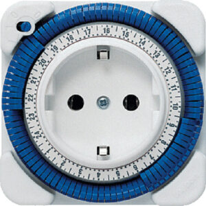 Theben TIMER 26 Schakelklok voor Wandcontactdoos, Wit
